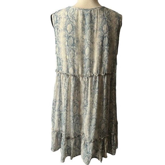 Altar’d State , snakeskin printed, sleeveless, ruffled dress. Large - Picture 6 of 9